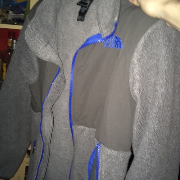 The North Face zip up jacket - Picture 3 of 3